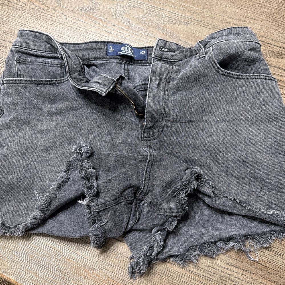 Hollister DarkGray Frayed Denim Shorts Size 15